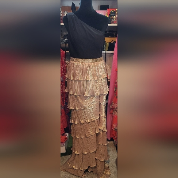 Mac Duggal Tiered One Shoulder Thigh High Slit Dress - Picture 4 of 6